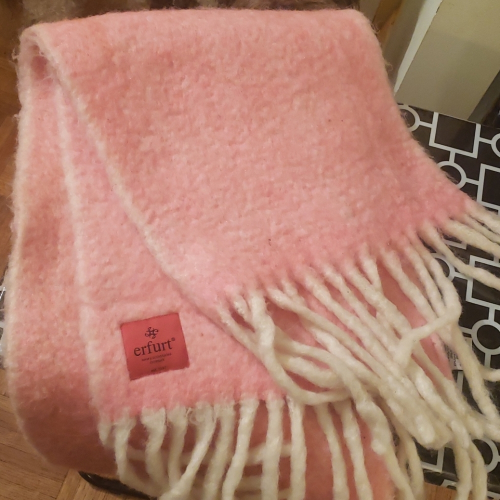 Erfurt scarf Anthropologie
